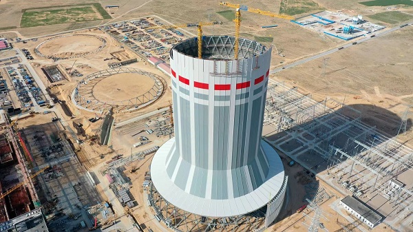 2、#2钢结构间冷塔主体结构顺利结顶.jpg 2、#2钢结构间冷塔主体结构顺利结顶.jpg