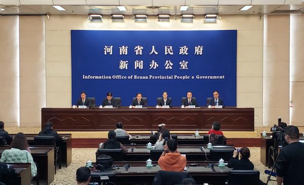 榜单发布现场.jpg 榜单发布现场.jpg